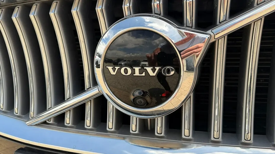 VOLVO XC90 -