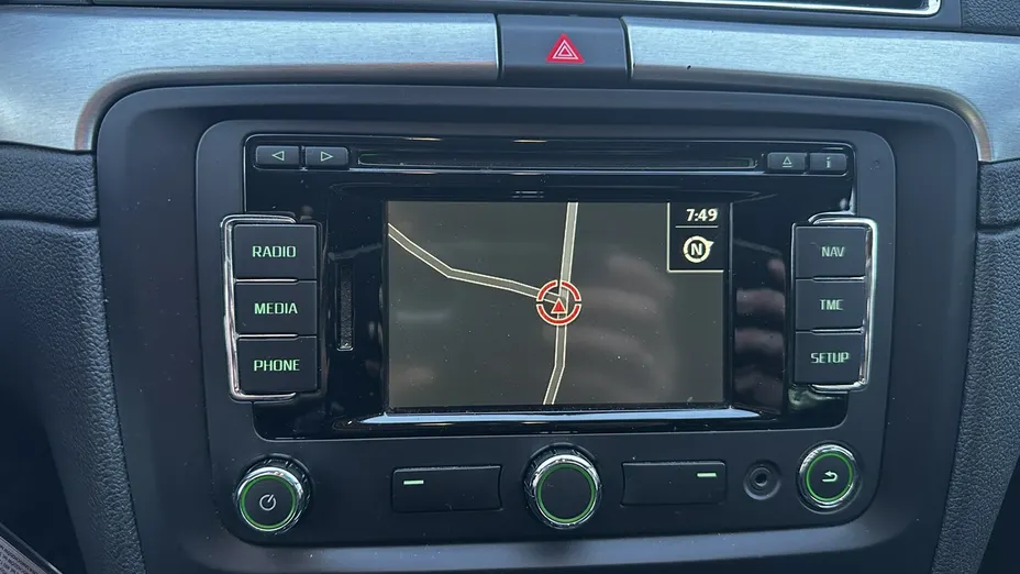 SKODA Superb -