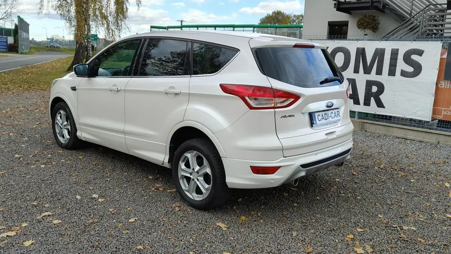 FORD Kuga -