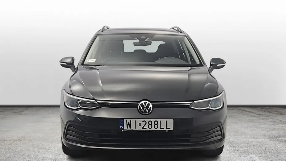 VOLKSWAGEN Golf -