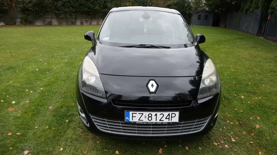RENAULT Grand Scenic -