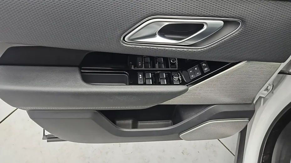 LAND ROVER Range Rover Velar -