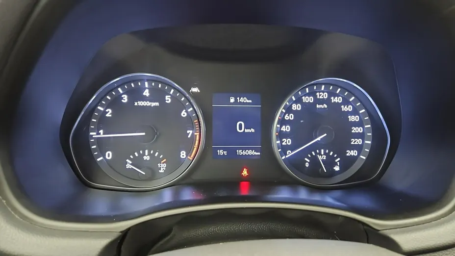 HYUNDAI i30 -