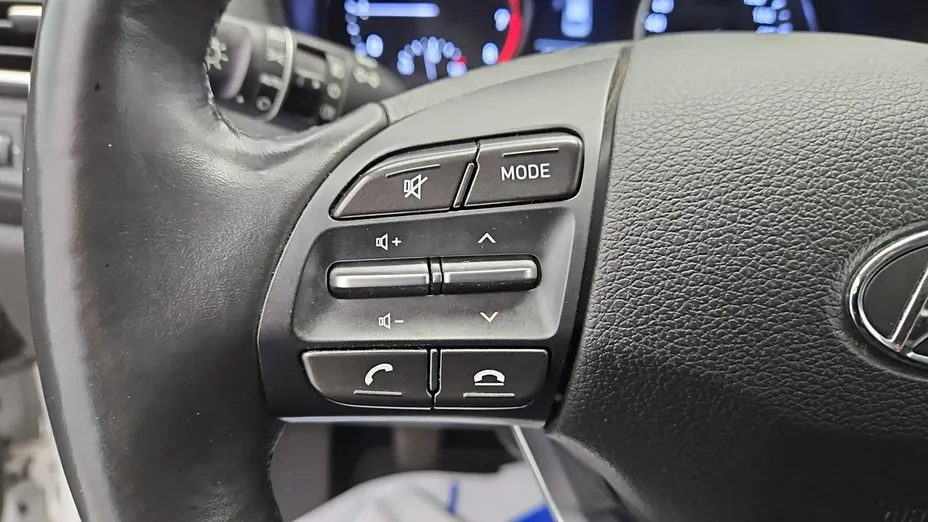HYUNDAI i30 -