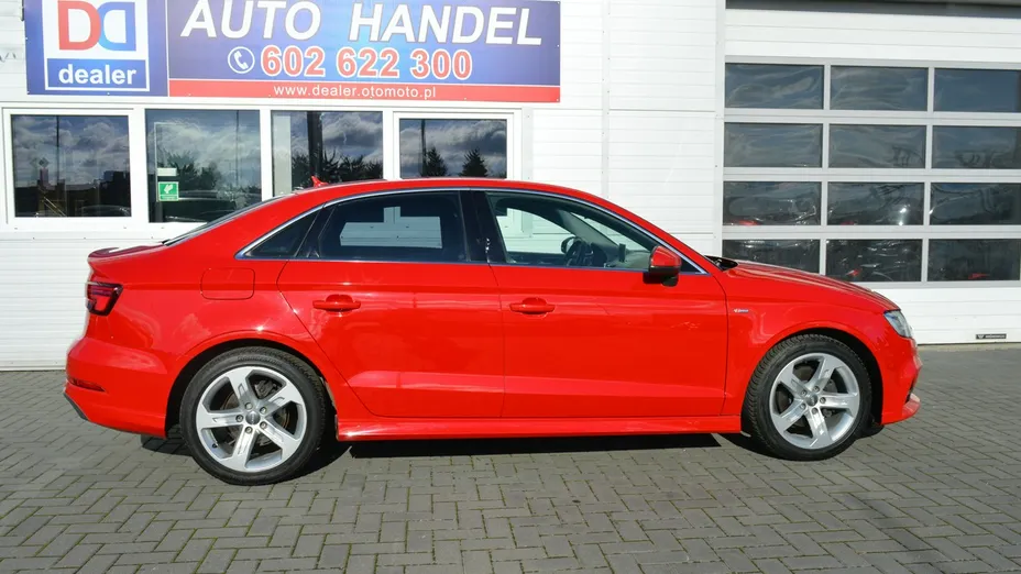 AUDI A3 Limousine -