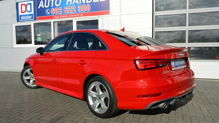 AUDI A3 Limousine -