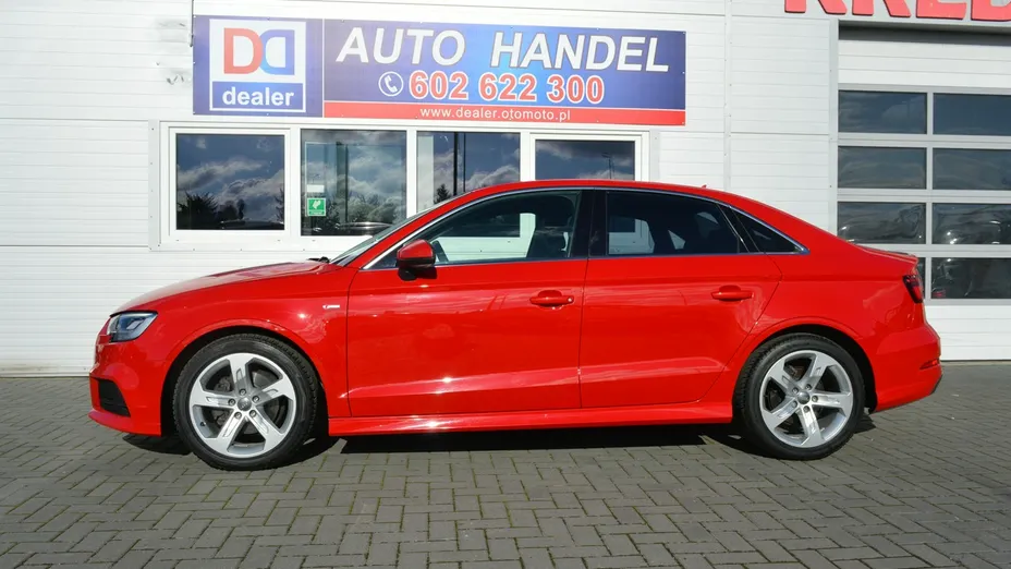 AUDI A3 Limousine -
