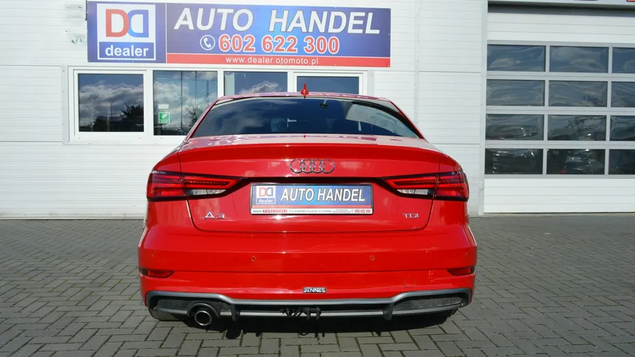 AUDI A3 Limousine -