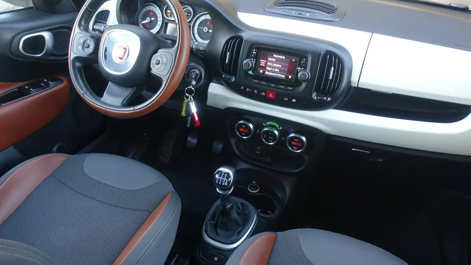 FIAT 500L -