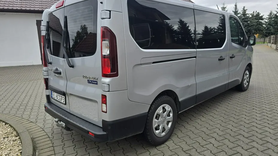 RENAULT Trafic -