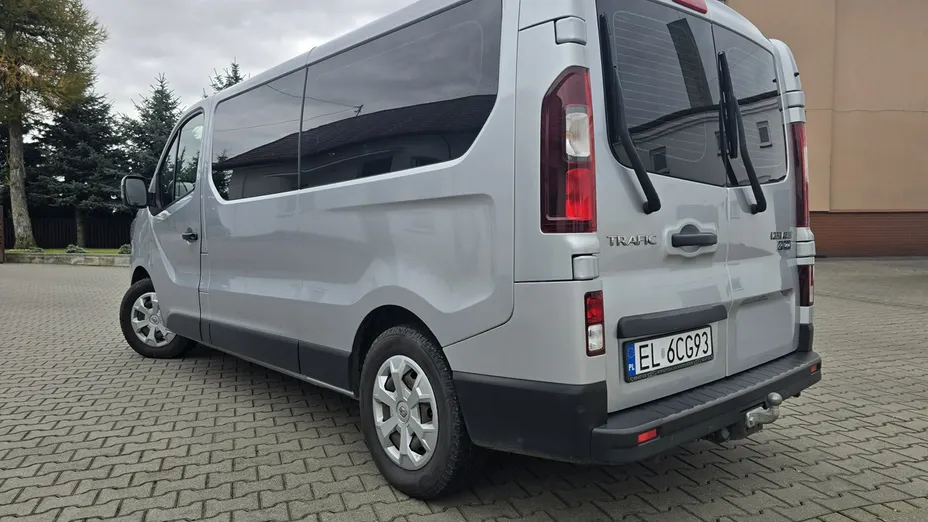 RENAULT Trafic -