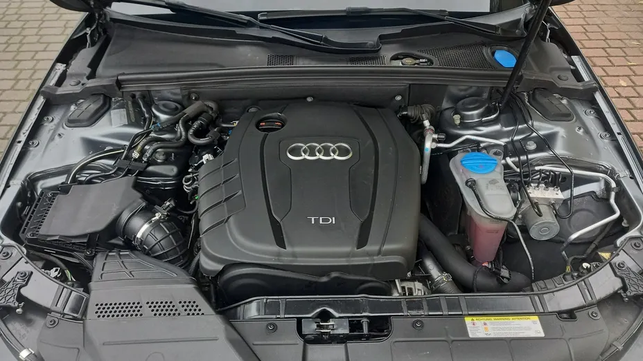 AUDI A4 -
