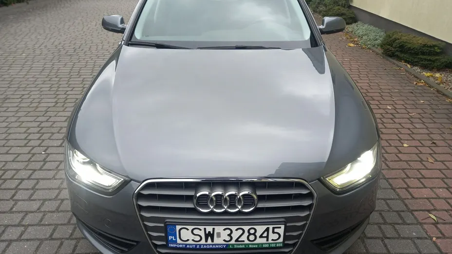 AUDI A4 -