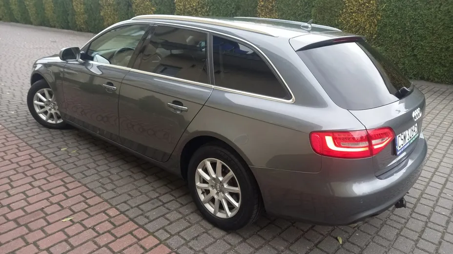 AUDI A4 -