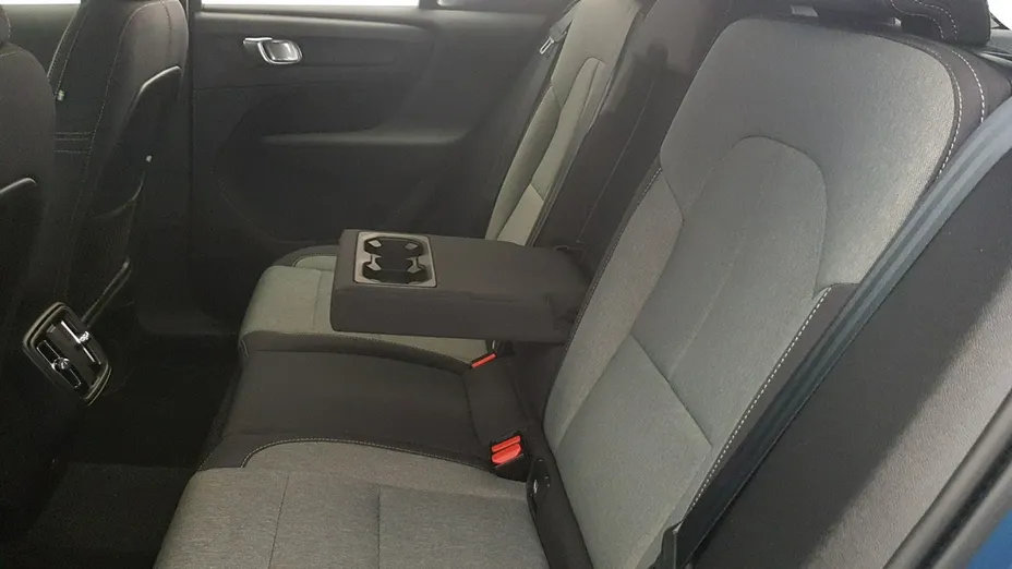 VOLVO XC40 -