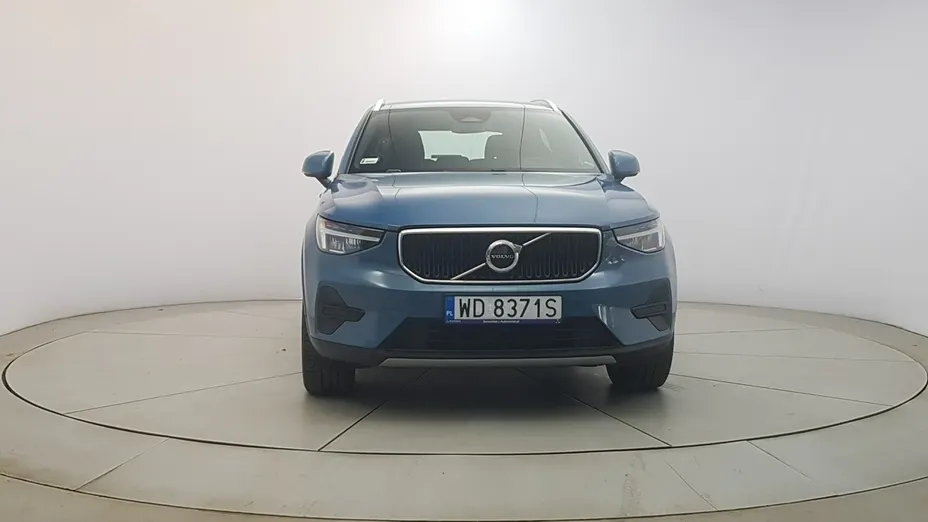 VOLVO XC40 -