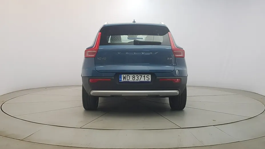 VOLVO XC40 -