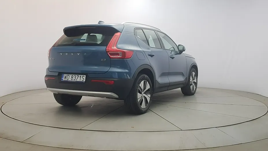VOLVO XC40 -
