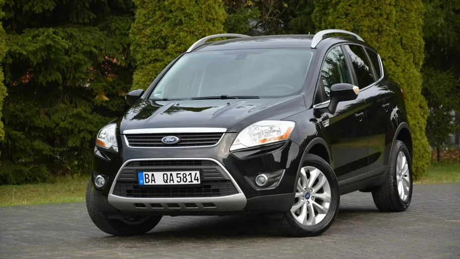 FORD Kuga -