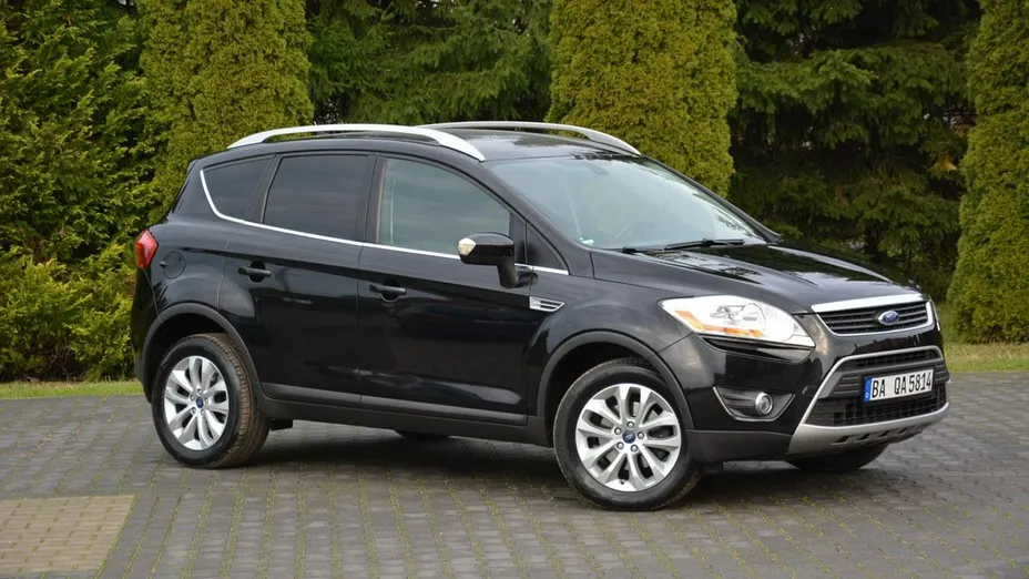 FORD Kuga -