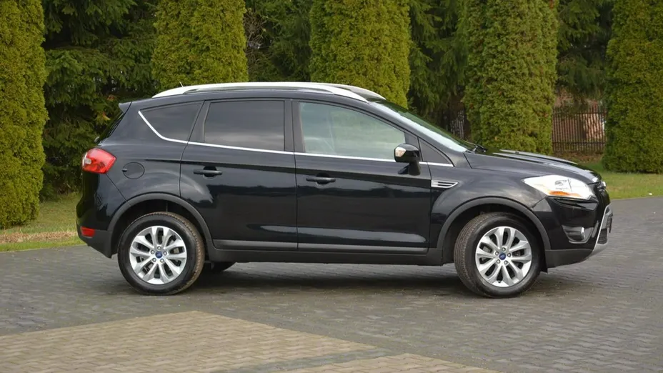 FORD Kuga -