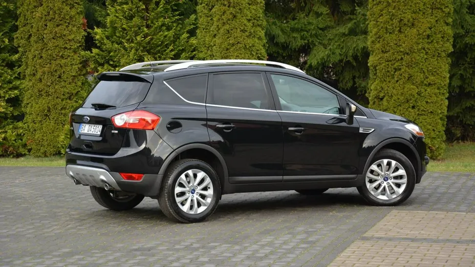 FORD Kuga -