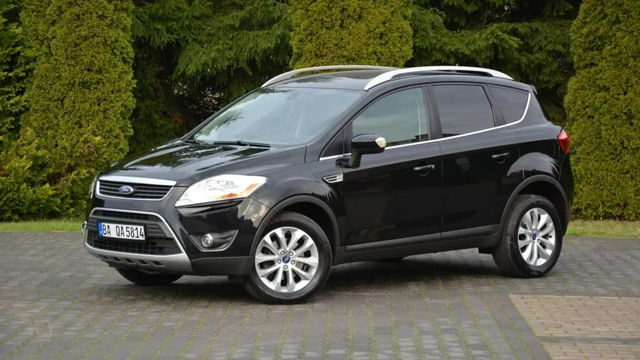 FORD Kuga -