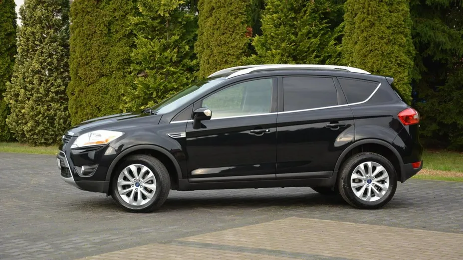FORD Kuga -