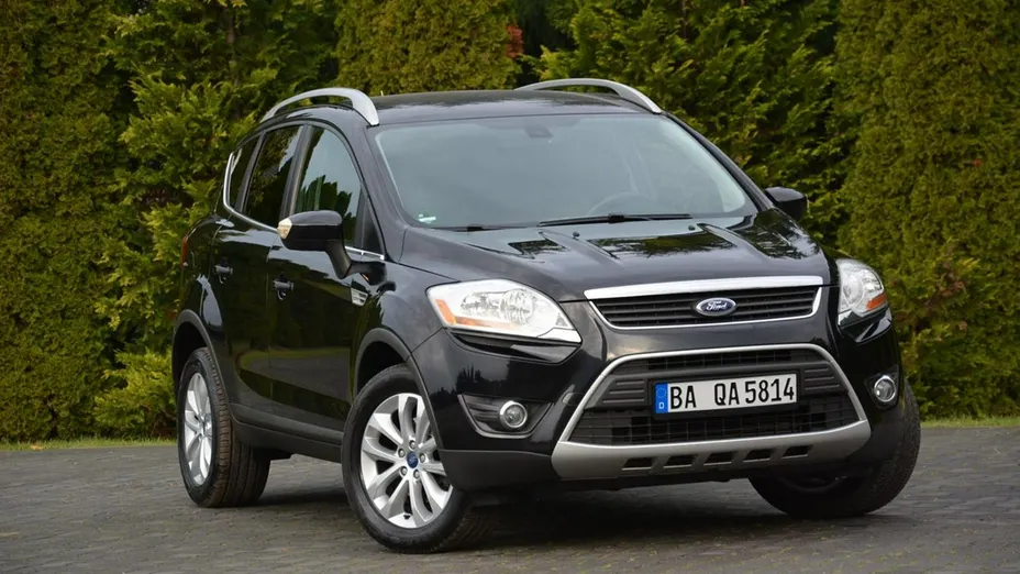 FORD Kuga -