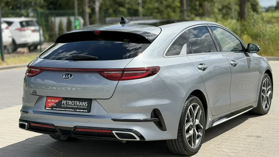 KIA ProCeed -
