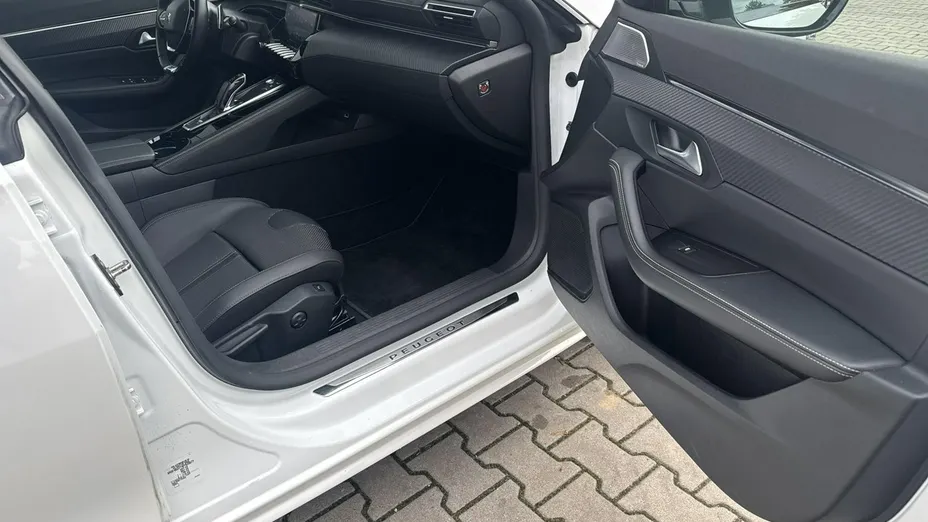 PEUGEOT 508 -