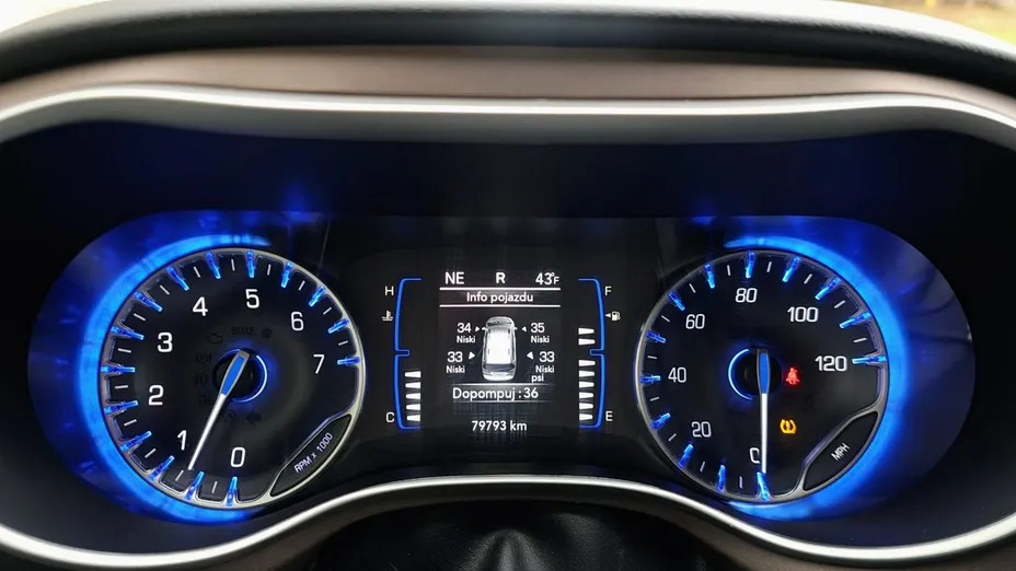 CHRYSLER Pacifica -