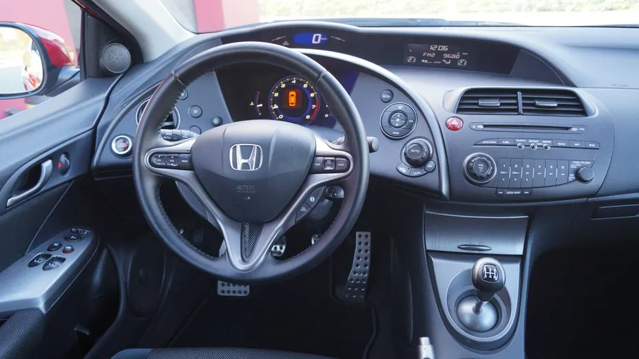 HONDA Civic -