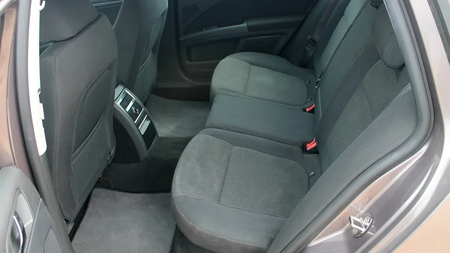 SKODA Superb -