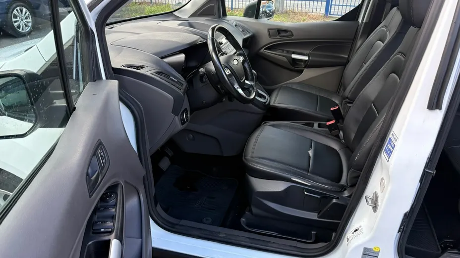 FORD Tourneo Connect -