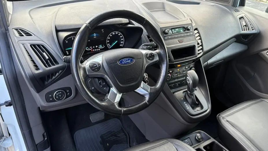 FORD Tourneo Connect -