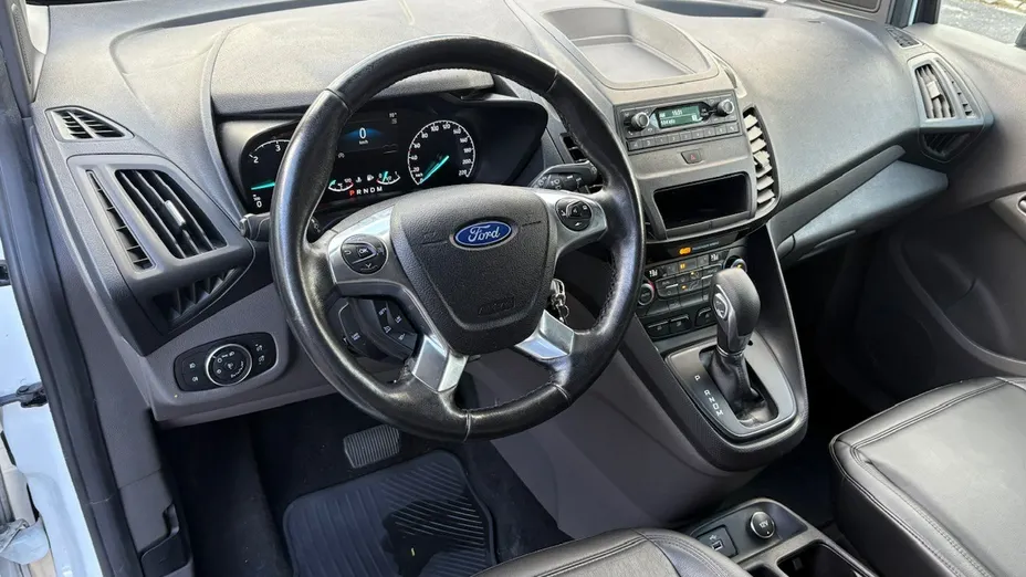 FORD Tourneo Connect -