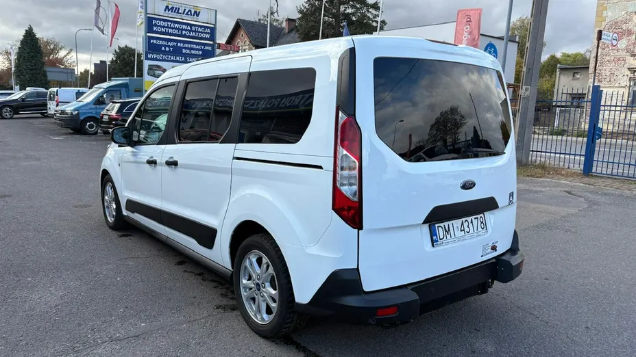 FORD Tourneo Connect -