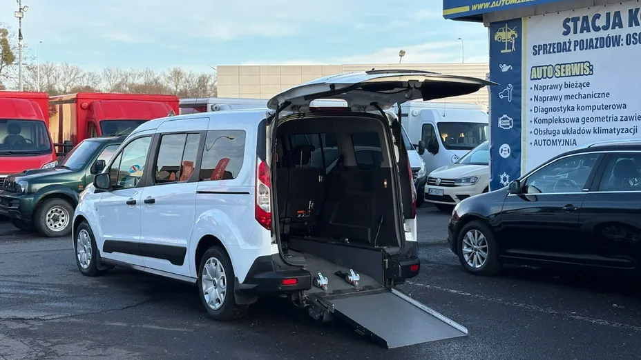 FORD Tourneo Connect -