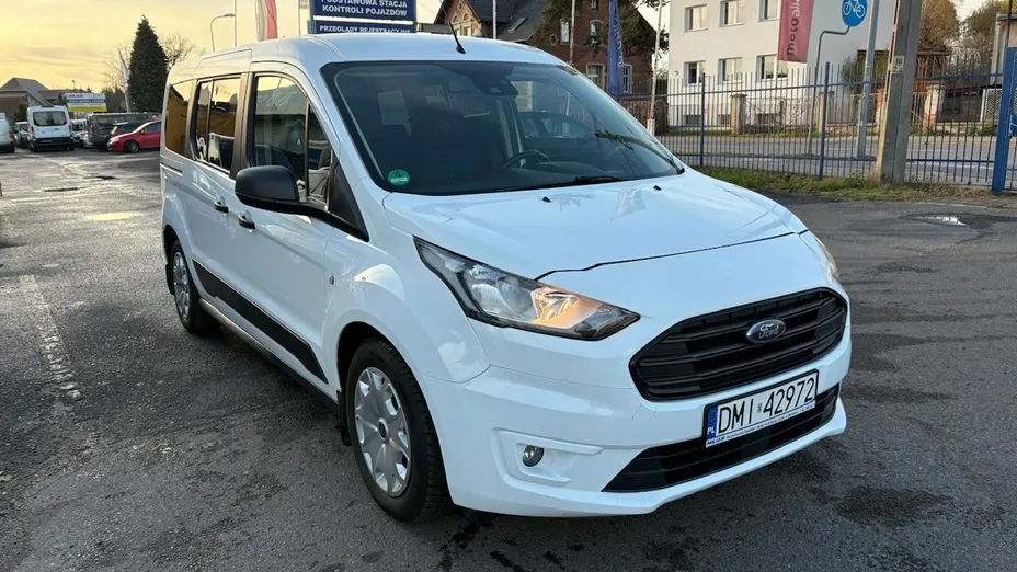 FORD Tourneo Connect -