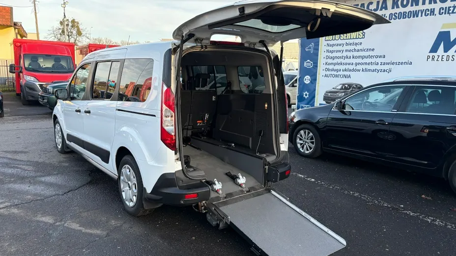 FORD Tourneo Connect -