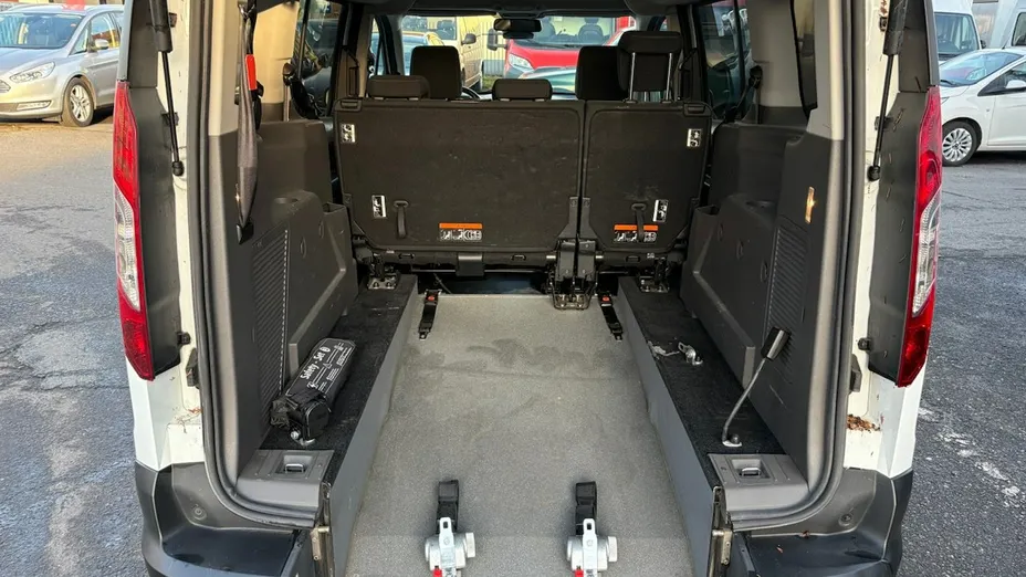 FORD Tourneo Connect -