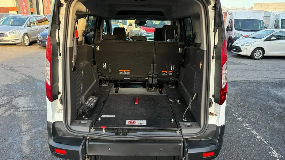 FORD Tourneo Connect -
