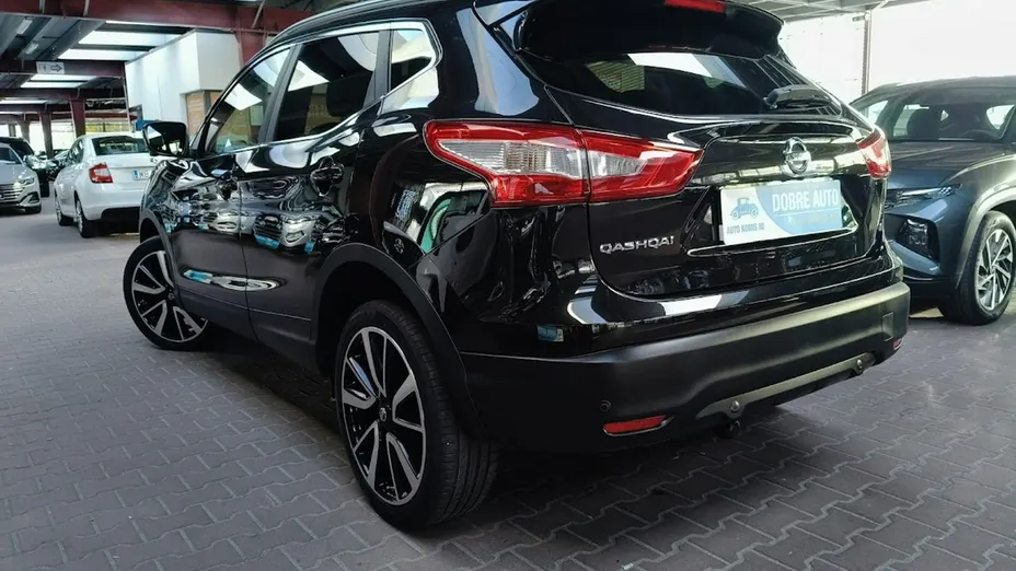 NISSAN Qashqai -