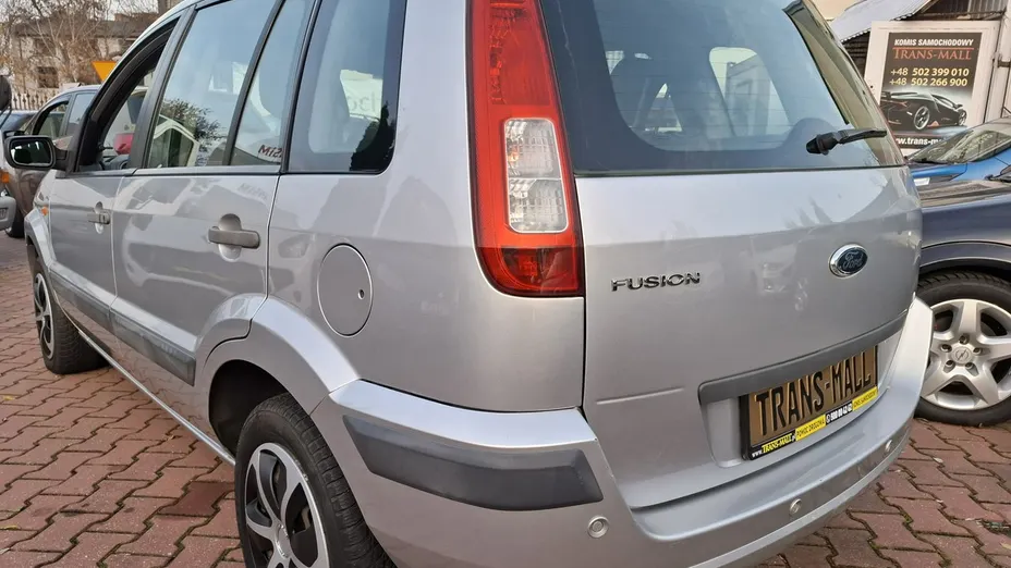 FORD Fusion -