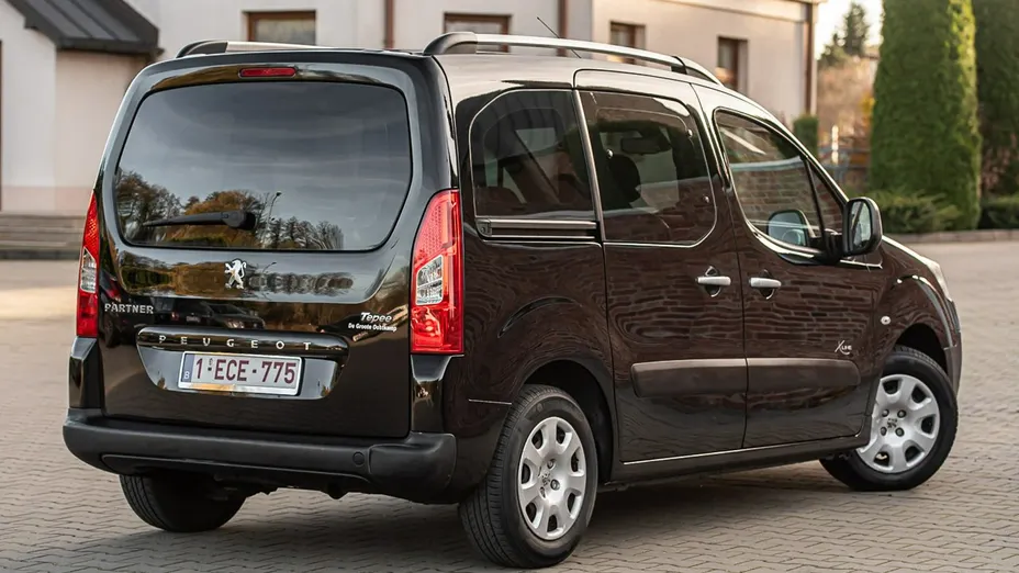 PEUGEOT Partner -