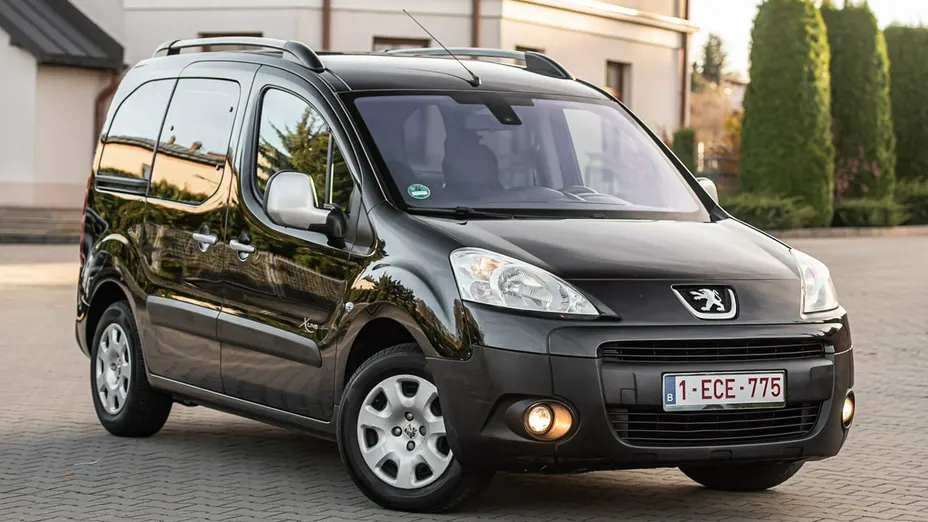 PEUGEOT Partner -