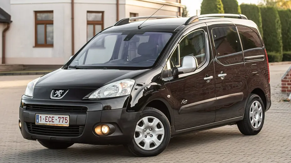 PEUGEOT Partner -