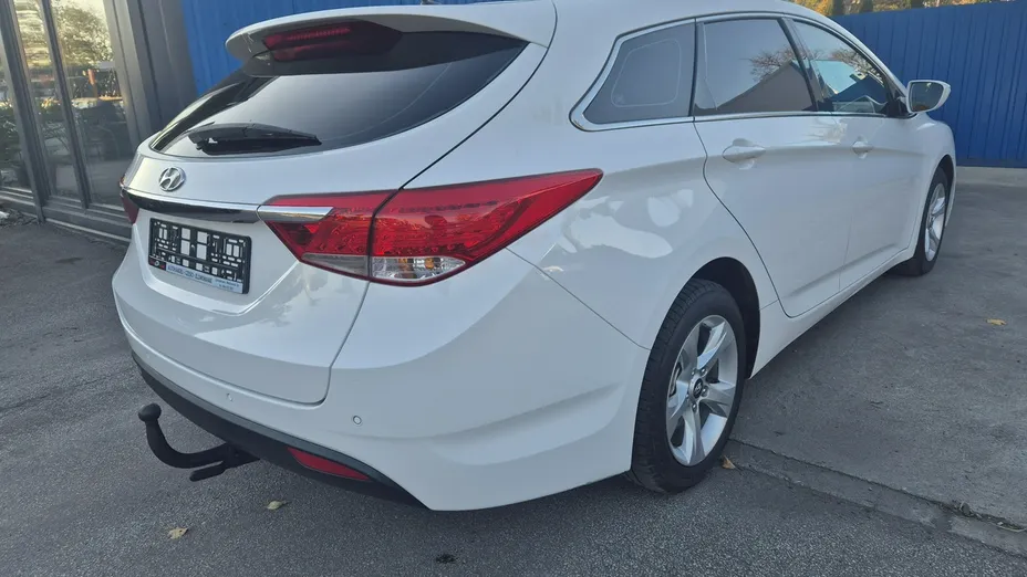 HYUNDAI i40 -