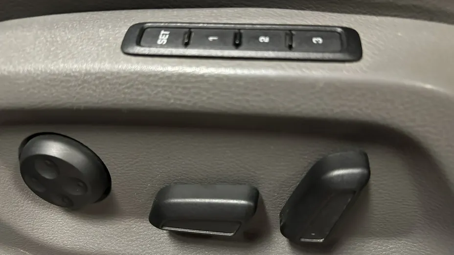 VOLKSWAGEN Sharan -